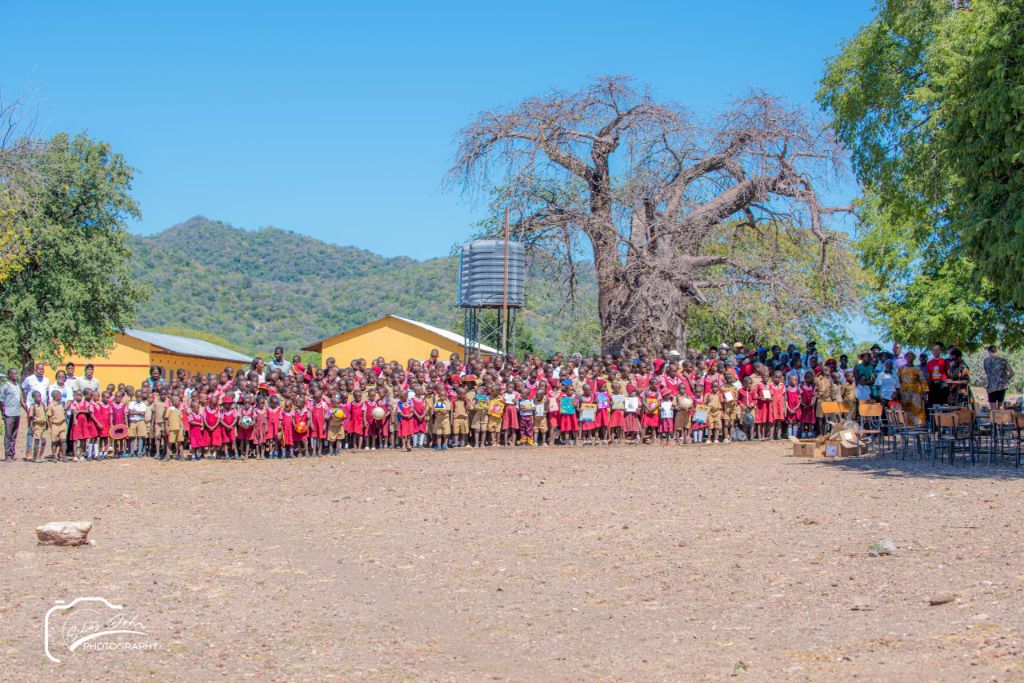 500+ students and community at Tsenga Primary School
